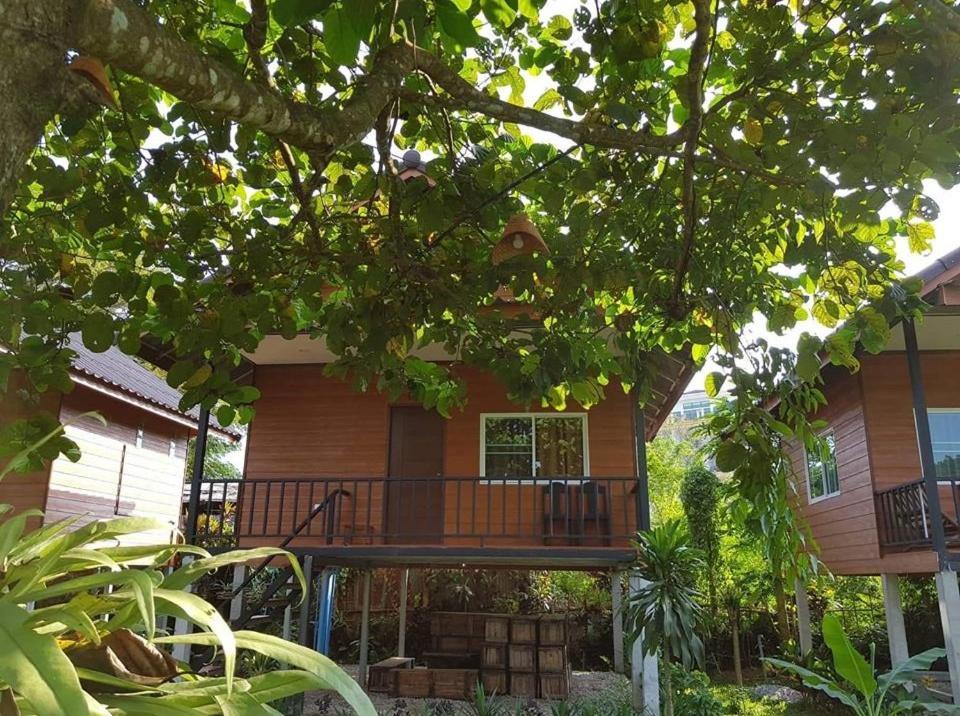 Pasanchai Bungalow Vang Vieng Exterior foto